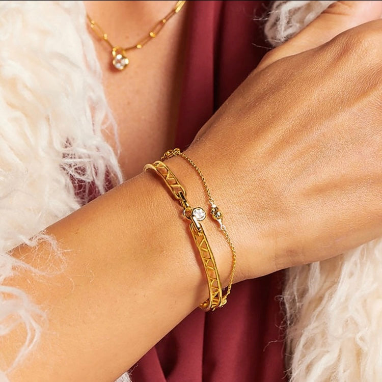 HD X GE Revolve Bangle